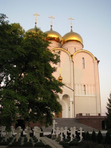 Свято-Успенский собор обители